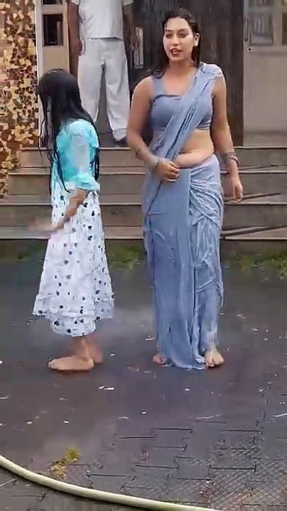 क्या मस्त है ♥️♥️ #dance #bollywood #fashion #love #barishstatus #sapnap - L Islary vlog (720p, h264)