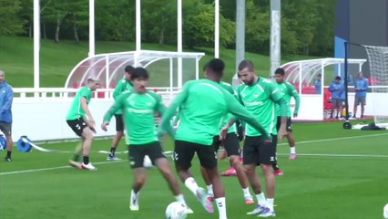 Primer entrenamiento del Betis en Inglaterra