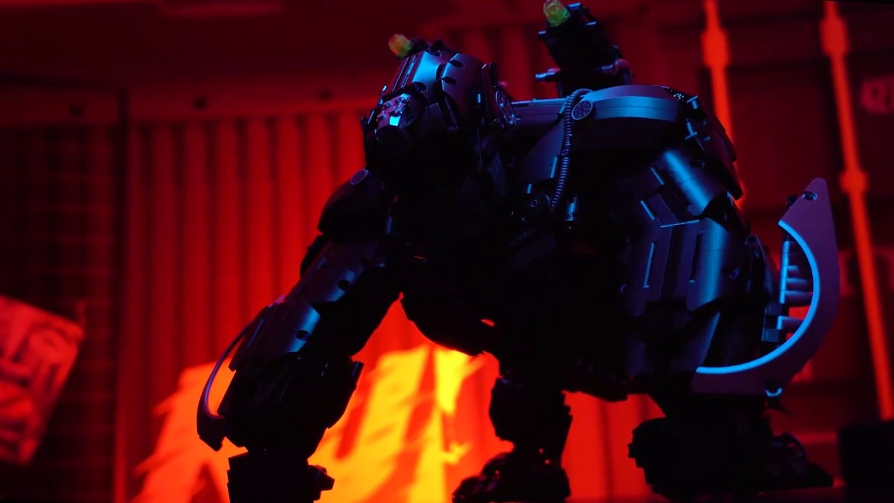 Review about this Boys Transforming Robot Building Set Mecha kit.