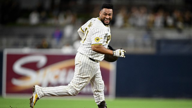 San Diego Padres Stage Thrilling 7-6 Comeback Win Over Mets