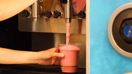 Kids told not to drink slushies as new warning issued to parents