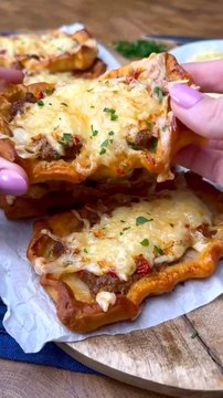 Beef cheese bread snacks recipe#cookingtime #cookingathome #homecooking #breakfastideas #deliciousfood #deliciousrecipes #goodfood #sandwich #snacks #cheese #simplerecipes #sandwich #cookingideas #beef #bread #cookingwithlove #virals #fypageシ #fypage