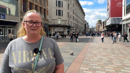 We ask the People of Glasgow about high street shops they miss