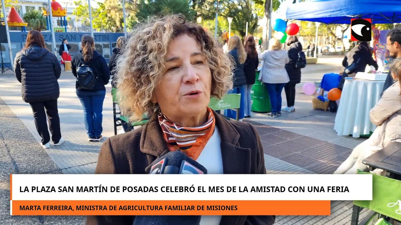 La Plaza San Martín de Posadas celebró el Mes de la Amistad con una feria