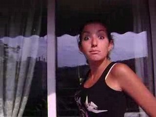 La poule qui picore!!!