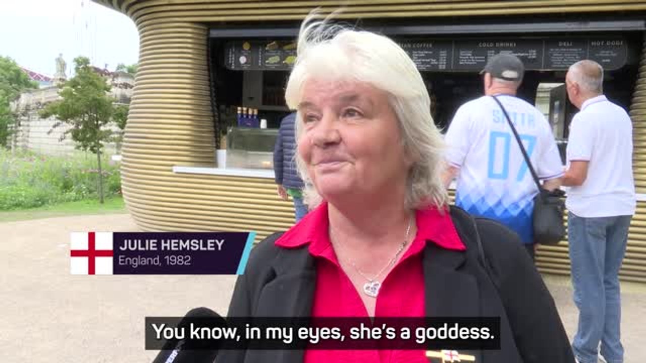 Sarina Wiegman is 'a goddess' - Former England...