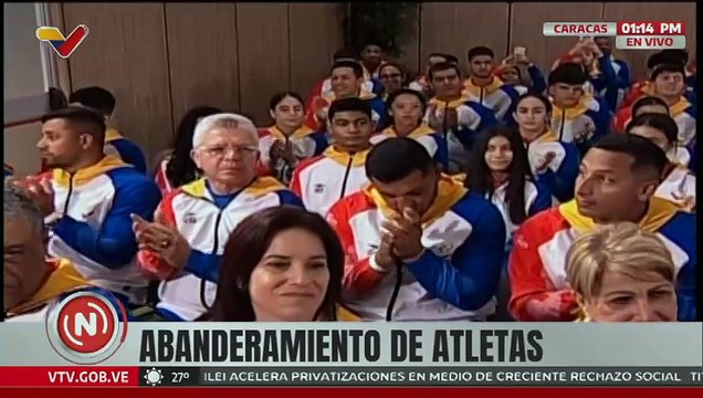 Vpdta. Rodríguez abandera a los atletas que representarán al país en competencias internacionales