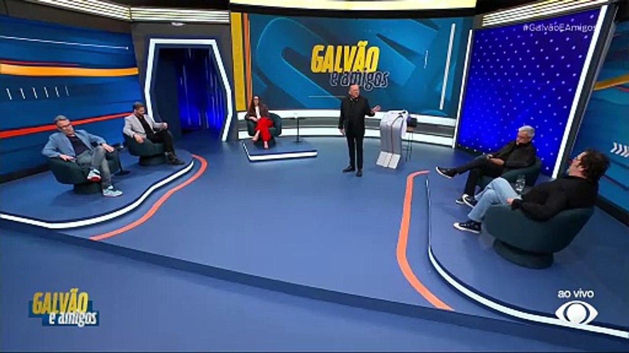 Palmeiras ou Flamengo? Quem será o campeão do Brasileirão? Galvão e Amigos debate