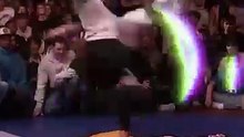 HANDSTAND AND DANCING ⚡🥵 _electronicmusic _dance _Breakdance _dancer _bboy _acrobatics _flow(360P)