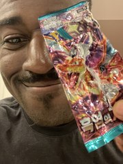 Découvrez le Booster Coréen Pokémon 😍 – Surprises et Cartes Rares à Gogo !