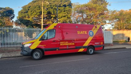 Patinete elétrico com mulher idosa é atingido por caminhão de gás no Bairro Cancelli