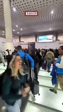 EQUIPO COMPLETO Pese a los rumores de su salida, Giorgos Giakoumakis y Gabriel Fernández viajan con CRUZ AZUL