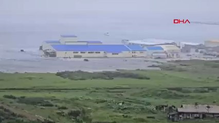 Rusya'nın doğusunda 8.8 büyüklüğünde deprem