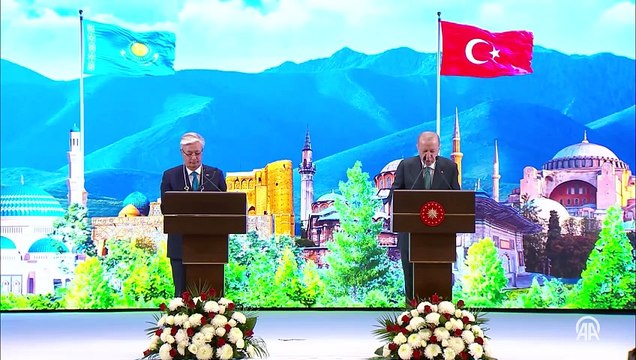Kazakistan Cumhurbaşkanı Tokayev'e Türkiye Cumhuriyeti Devlet Nişanı tevcih edildi