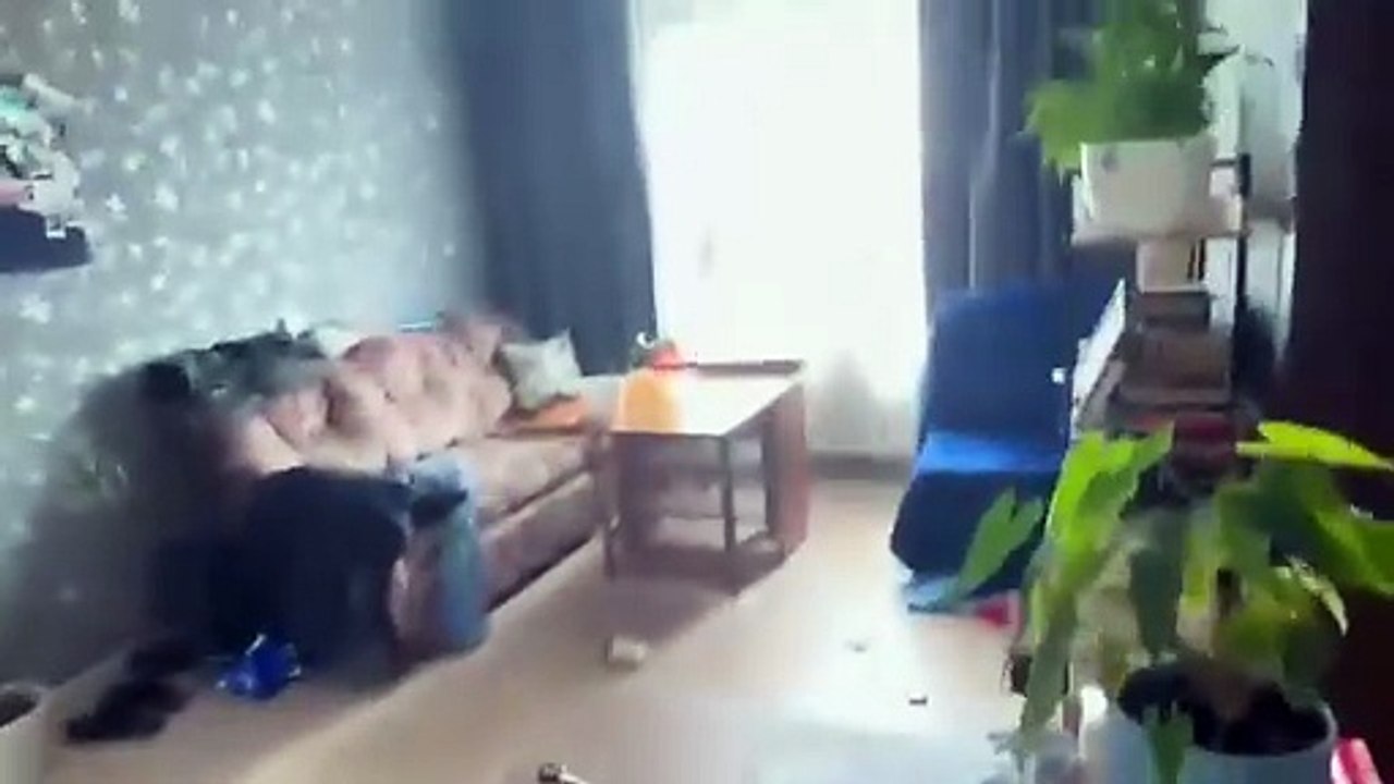 Rusya'nın Kamçatka Yarımadası açıklarında önce 8,0, ardından 8,8 büyüklüğünde deprem meydana geldi.