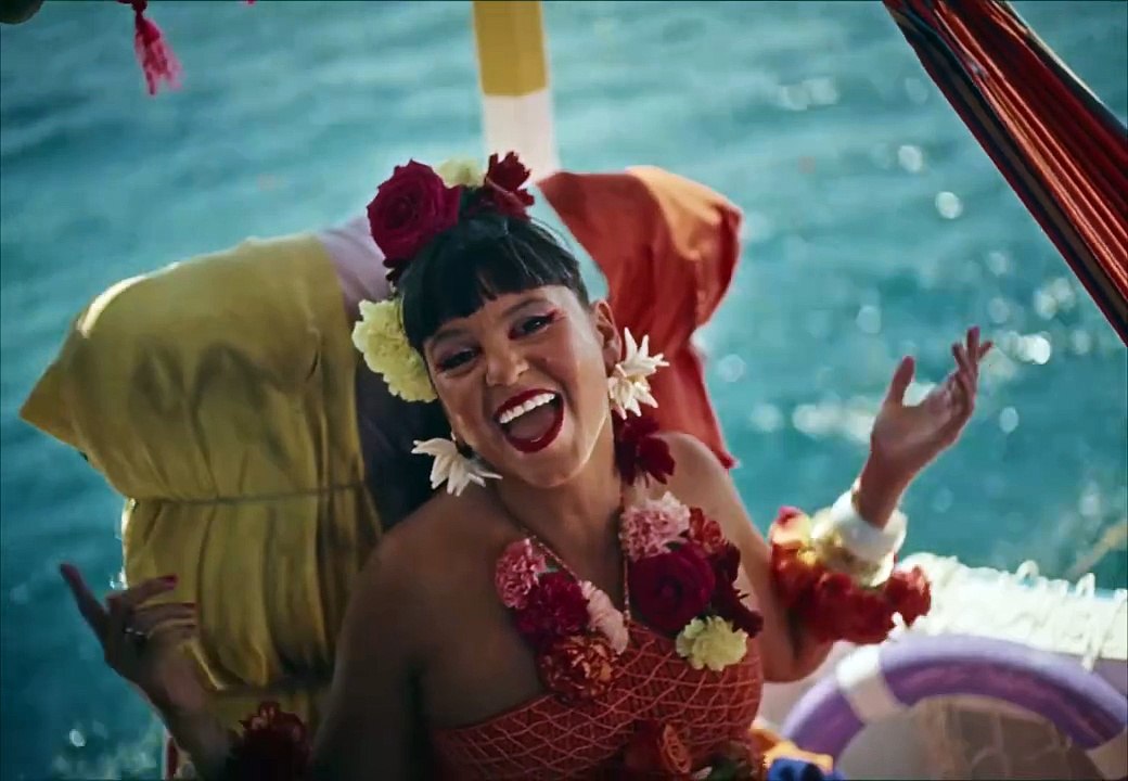 Bomba Estéreo, Rawayana, ASTROPICAL - Me Pasa (Piscis) (Official Video) - BombaEstereoVEVO (1080p, h264)