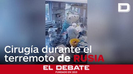 Médicos rusos continúan una cirugía en plena sacudida del terremoto de magnitud 8,8