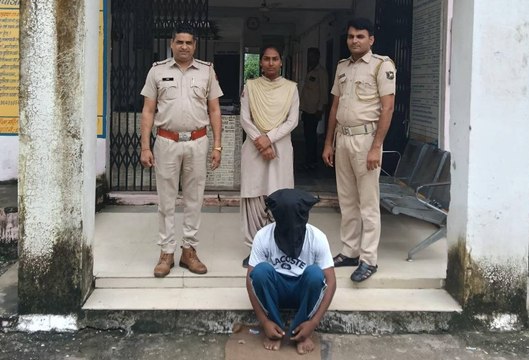 आठ माह पहले लूट के आरोपी को बापर्दा किया गिरफ्तार