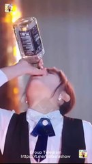 Es Amor Entre Papeles Completo Shorts S