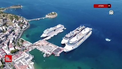 Aydın'da "Yüzen oteller", Kuşadası'na 9 bin 350 turist getirdi