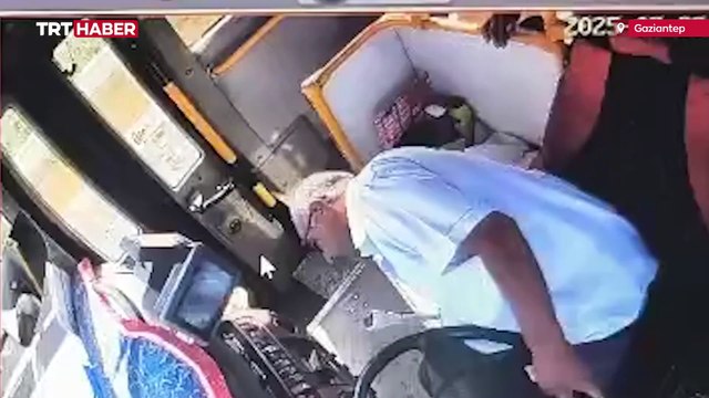 Direksiyon başında kalp krizi geçiren şoför hayatını kaybetti