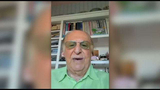 Renzo Arbore, in video omaggio a Francesco Fredella di RTL 102.5