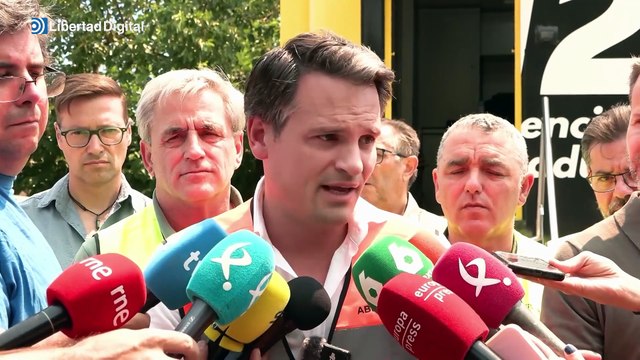 El incendio en Las Hurdes arrasa 2.500 hectáreas y obliga a evacuar a 200 vecinos