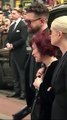 Viuda de Ozzy Osbourne llora desconsolada en su funeral