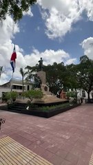 Inauguran remozado Parque Duarte y reabren calle Las Mercedes en Ciudad Colonial
