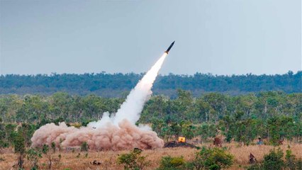 米軍、国際軍事演習中に遠隔地の島でHIMARSミサイル試験を実施