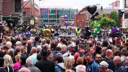 Una multitud en Birmingham se despide de Ozzy Osbourne con un emotivo funeral