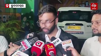 OAS ସ୍ବାମୀଙ୍କ ନାମରେ ପତ୍ନୀଙ୍କ ଅଭିଯୋଗ, ନବଜାତ ଶିଶୁପୁତ୍ରଙ୍କୁ ଗ୍ରହଣ ନକରିବାରୁ ଥାନାରେ ମାମଲା