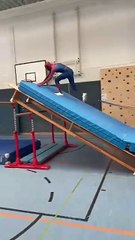 Spider-Man_Parkour_in_real_life!_#shorts(360p)
