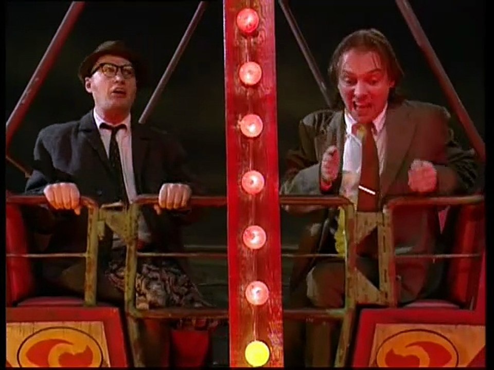 Bottom - Hole (S3 E1)