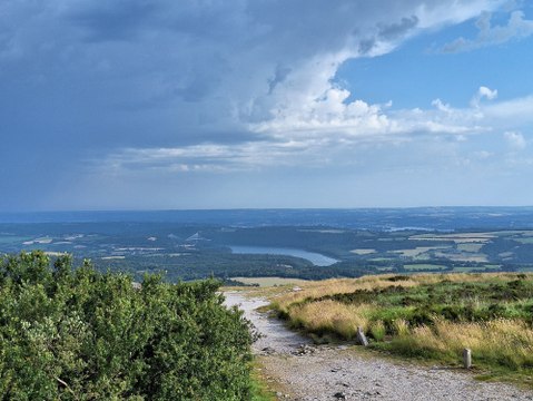 En prendre plein la vue au Menez-Hom