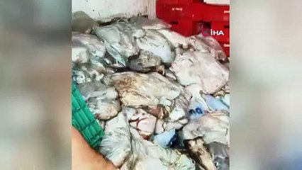 Adana’da binlerce kilo hayvan ayağı ele geçirildi