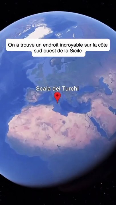 On a trouvé une falaise magnifique en Sicile 🇮🇹