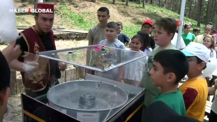 Yetim ve öksüz çocuklar için eğlence