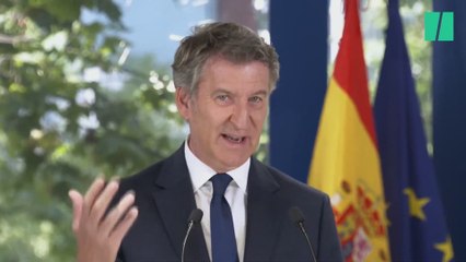 Feijóo: "Quien vino a ondear la bandera feminista está rodeado de machistas".