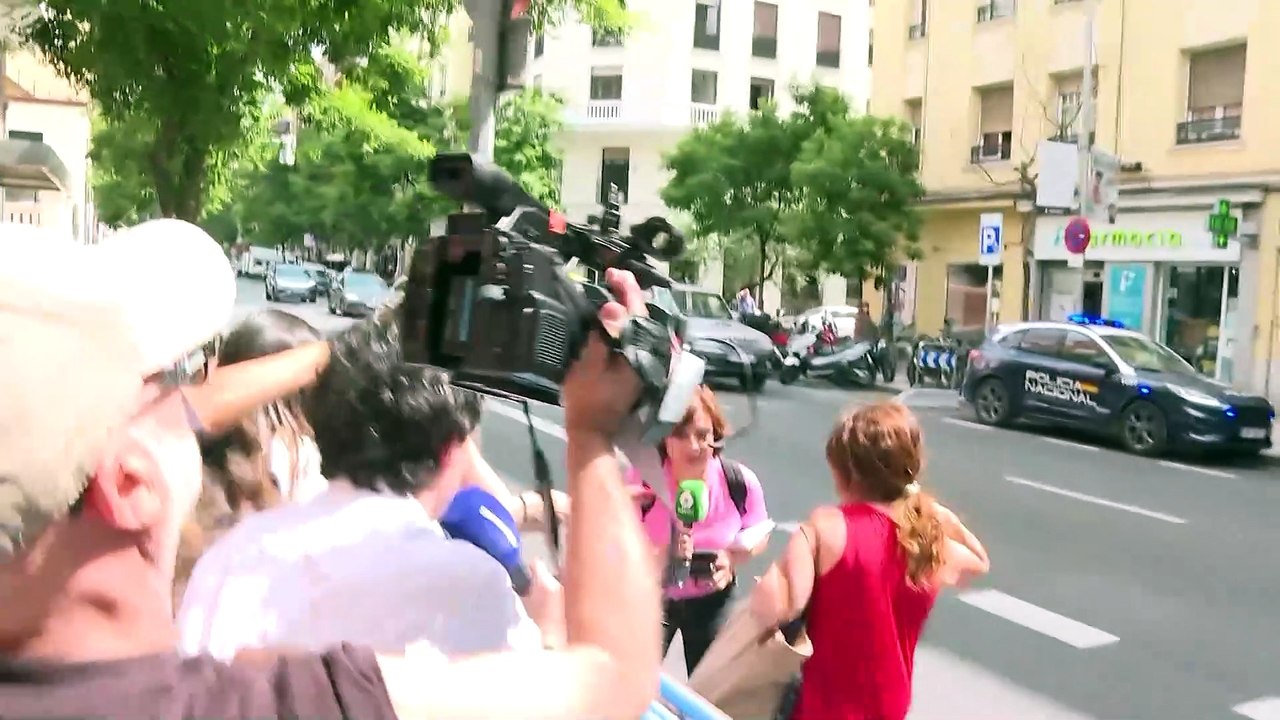 Un juez de Madrid imputa a la exmilitante del PSOE Leire Díez por los audios sobre la UCO