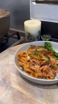 Time for pasta...A comfort food, simple yet delicious.#fypageシ #foryourpage #cooking #homecooking #goodfood #spicy #beef #foodlovers #recipe #simplerecipe #dinnerideas #eating #foodie #yummyfood #creamy #spicy #pastarecipes #deliciousfood #viralrecipe