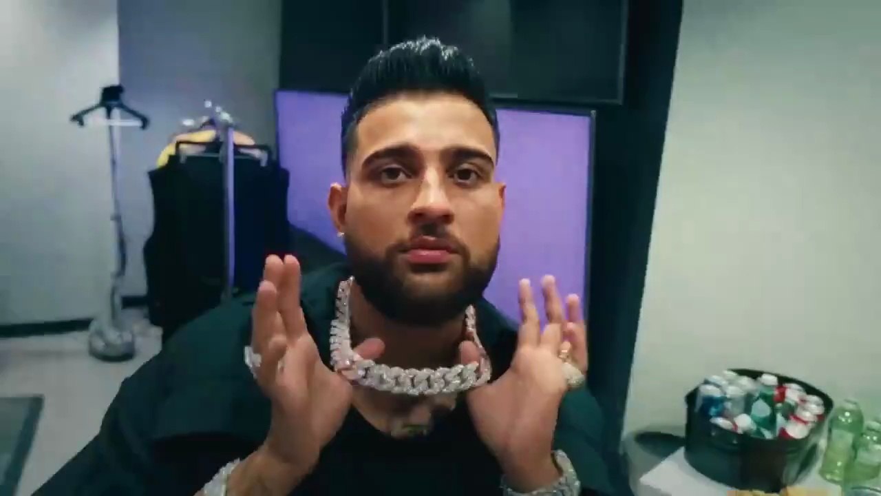 WAVY (OFFICIAL VIDEO) KARAN AUJLA  LATEST PUNJABI SONGS 2024 - Karan Aujla (720p, h264, youtube)