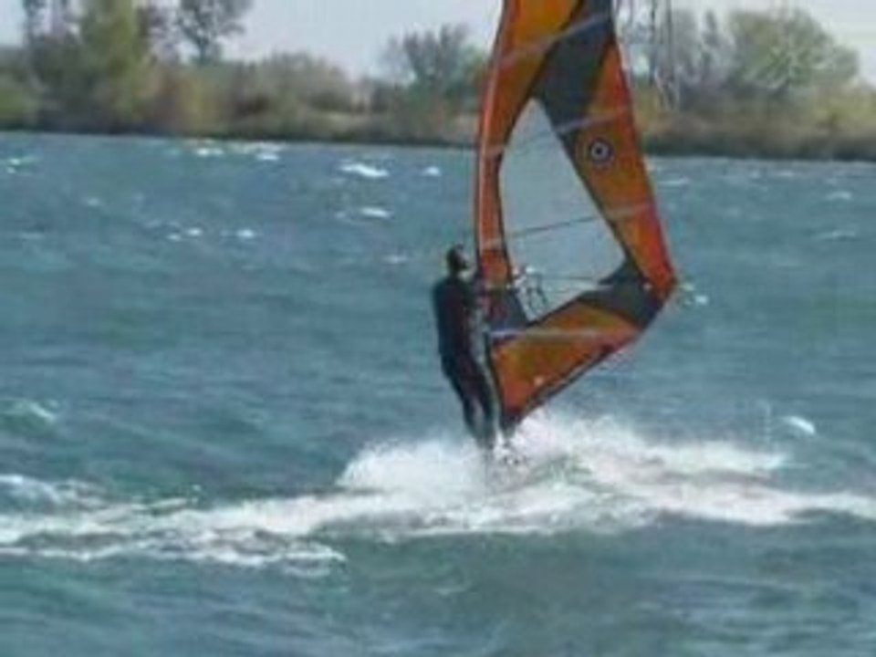 Hawaï sur Rhône V - funboard.rhone.over-blog.com