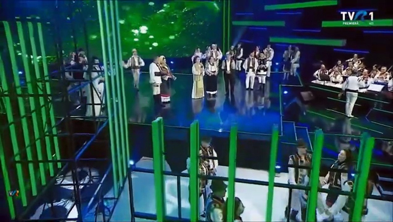 Laura Lavric si Irina Loghin - Cei trei brazi de la Sinaia (Petrecere cu cantec - TVR 1 - 20.04.2025)