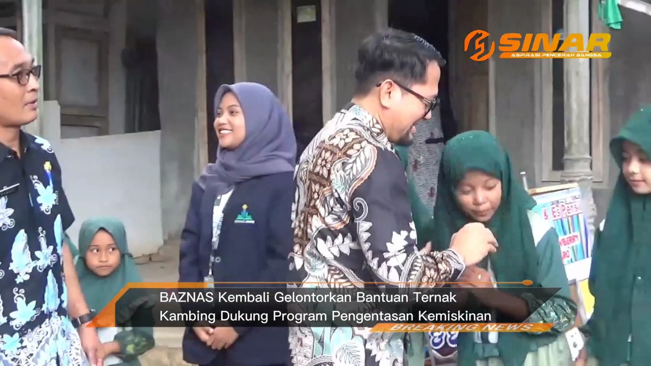 Baznas Jatim Kembali Salurkan Bantuan 55 Ternak Kambing di Bondowoso