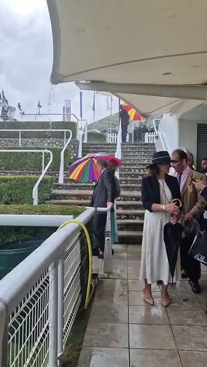 Torrential rain on Ladies Day at Glorious Goodwood