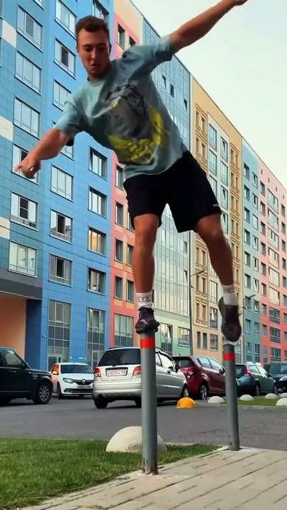 Pin by Sumiiitttt on Fails _ Free funny videos Memes Quick jokes