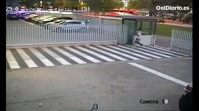 Tres policías nacionales salvan la vida a un bebé que convulsionaba en brazos de su padre