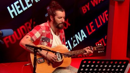 Helena & Waxx interprètent "Mélatonine" en live dans Foudre