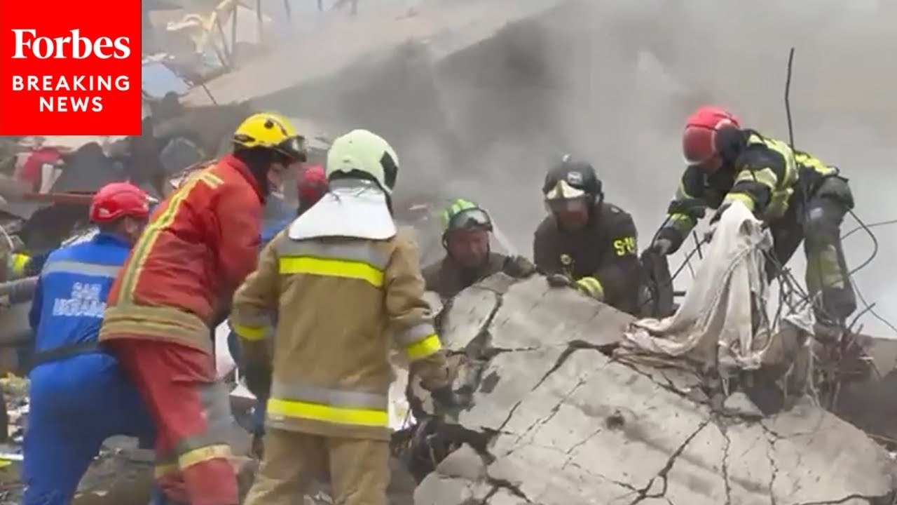 Emergency Rescue Workers Respond To Russian Airstrike In Kyiv, Ukraine